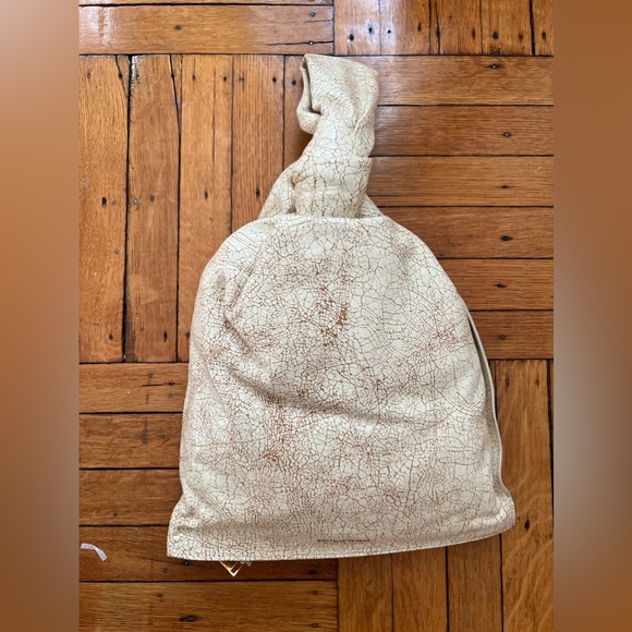 NWT Bottega Veneta BV Twist Limited Edition Crackled Terracotta - Picture 1 of 6